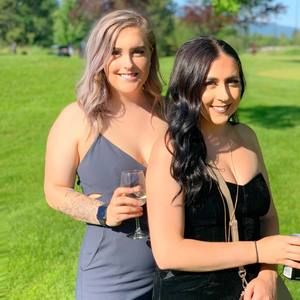 Meet your Posher, Brittney